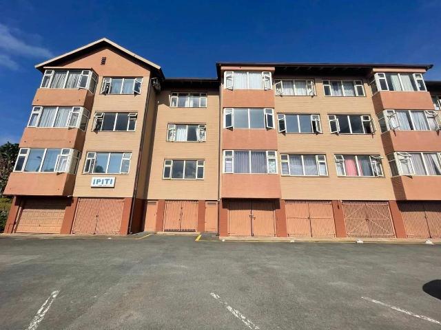 Apartment for rent in Seaview, Kwazulu-natal