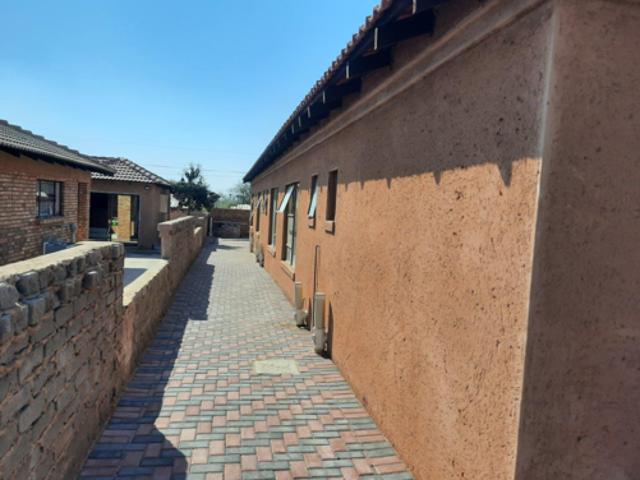 Property for rent in Waterkloof, Gauteng