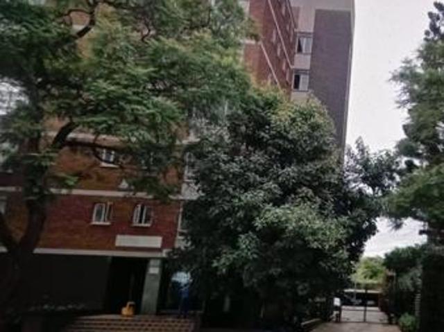 Flat for rent in Waterkloof, Gauteng