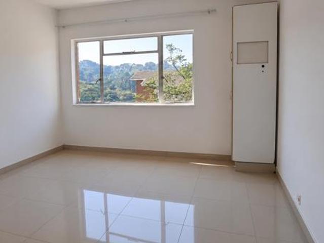 Flat for rent in Seaview, Kwazulu-natal