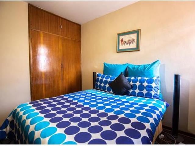 Flat for rent in Waterkloof, Gauteng