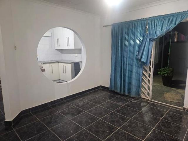 House for rent in Seaview, Kwazulu-natal