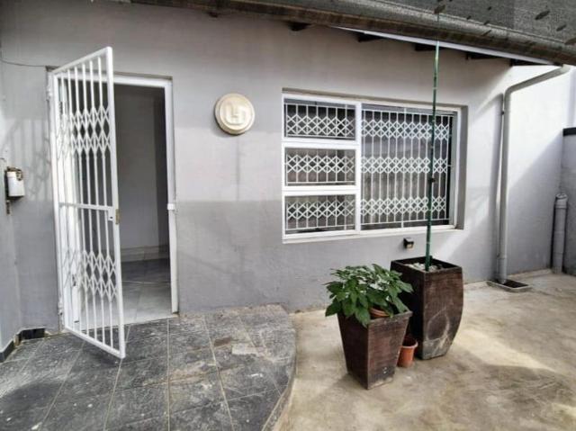 Room for rent in Seaview, Kwazulu-natal