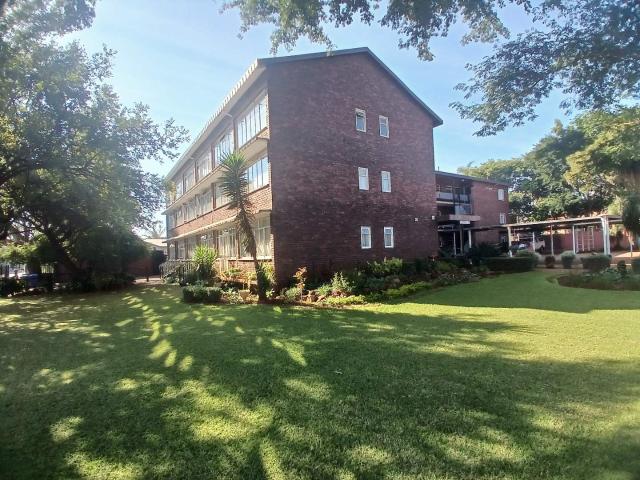 Apartment for rent in Annlin-Wes, Pretoria