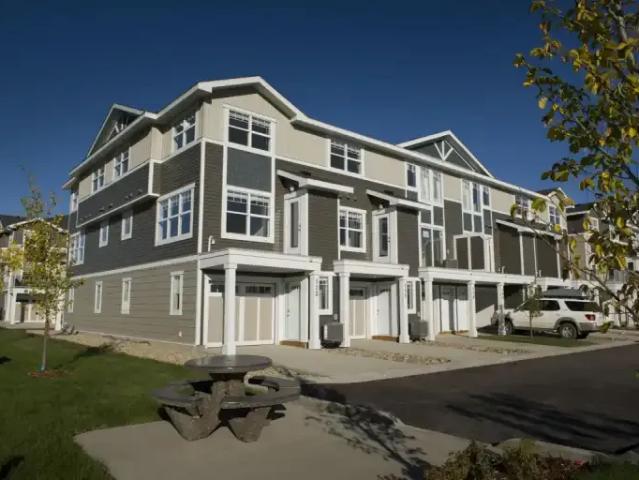 Townhouse for rent in Saskatoon, Saskatchewan