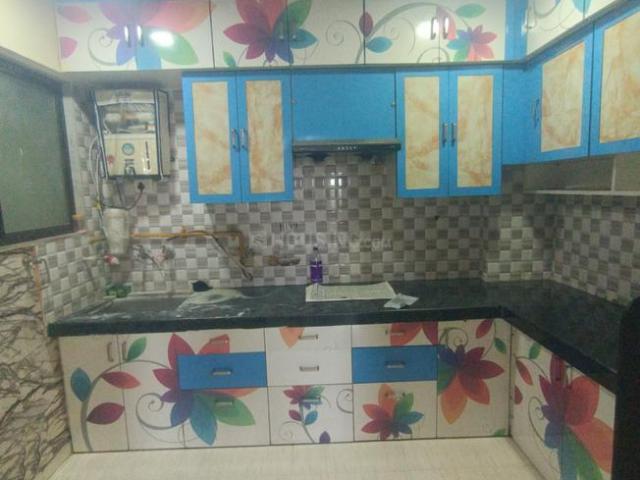 Flat for rent in Vapi, Valsad