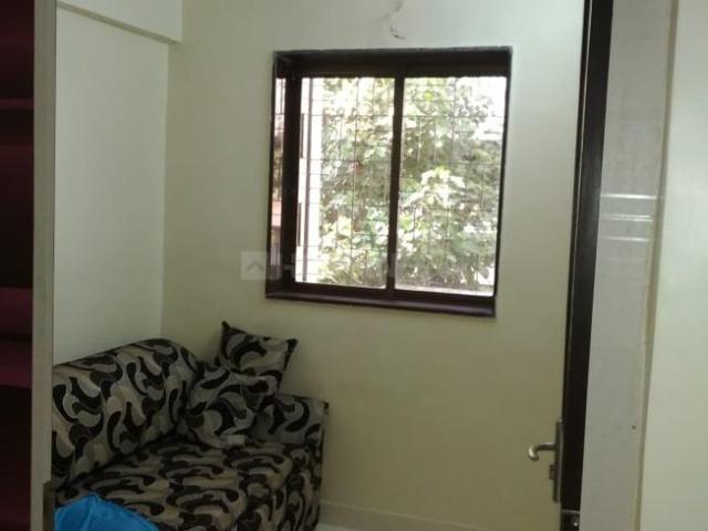 Flat for rent in Parel, Mumbai City District