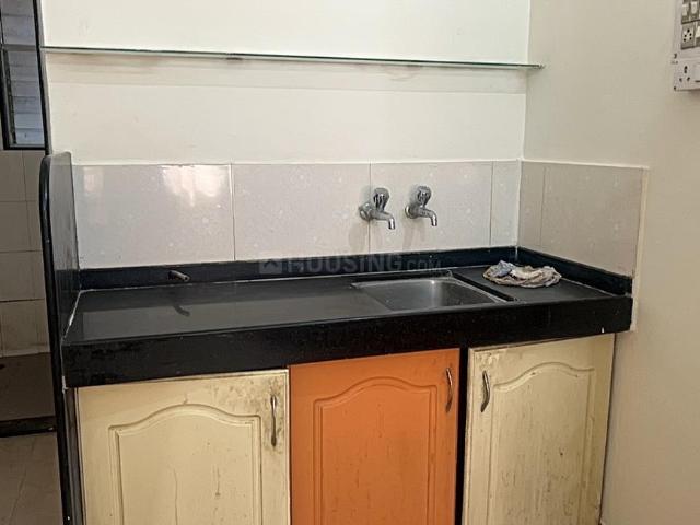 Flat for rent in Model Colony, Pune