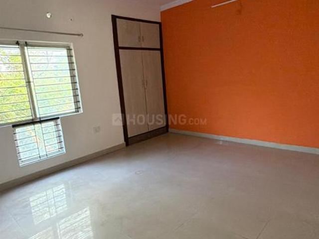 Flat for rent in Madya