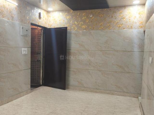 Flat for rent in West Delhi, Deri