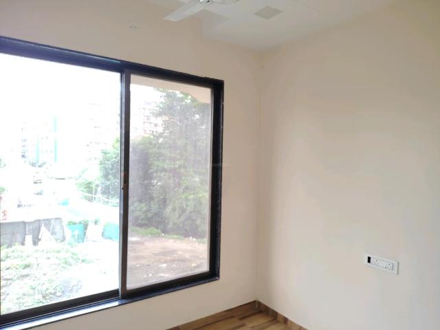 Flat for rent in Naupada, Thane