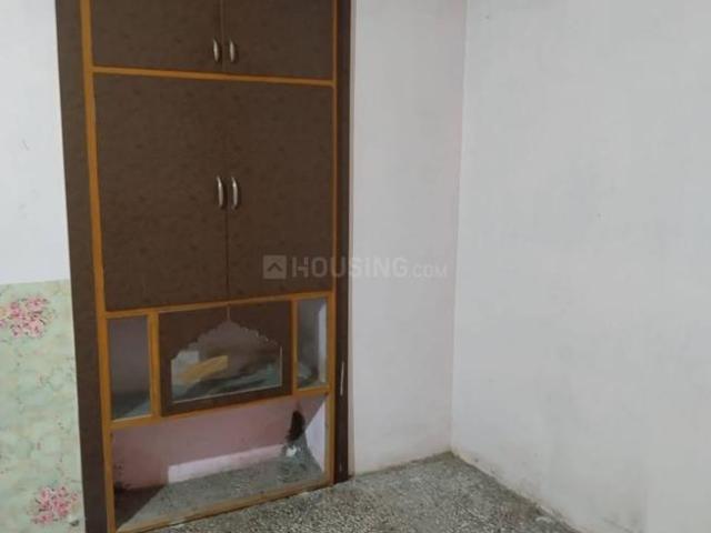 Flat for rent in Sarkhej, Gujarat