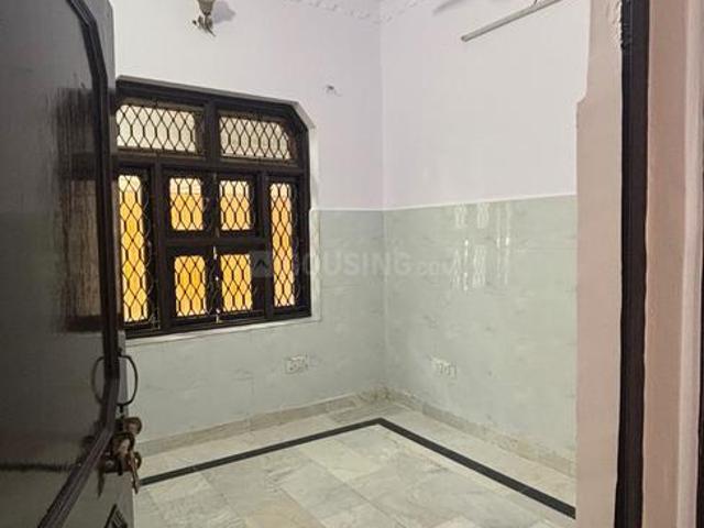 Flat for rent in West Delhi, Deri