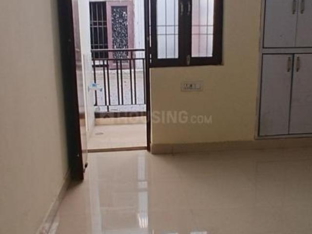 Flat for rent in East Delhi, Deri