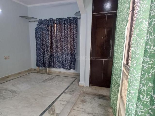 Flat for rent in North Delhi, Deri