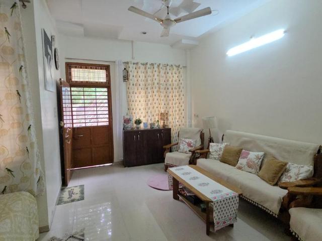 House for rent in Madya