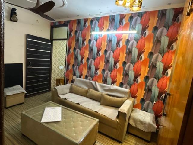 House for rent in West Delhi, Deri