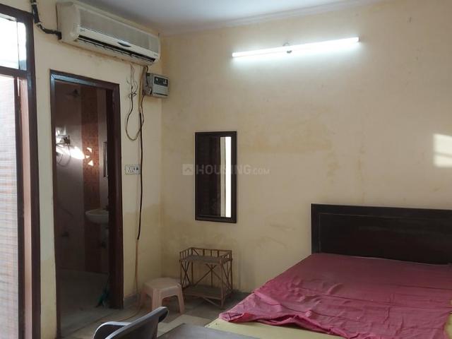 House for rent in Central Delhi, Deri