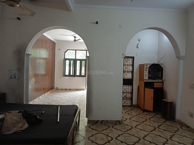 House for rent in Sector 12, Noida
