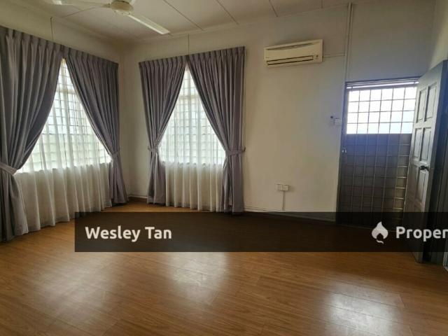 Townhouse for sale in Cheng, Bandaraya Melaka