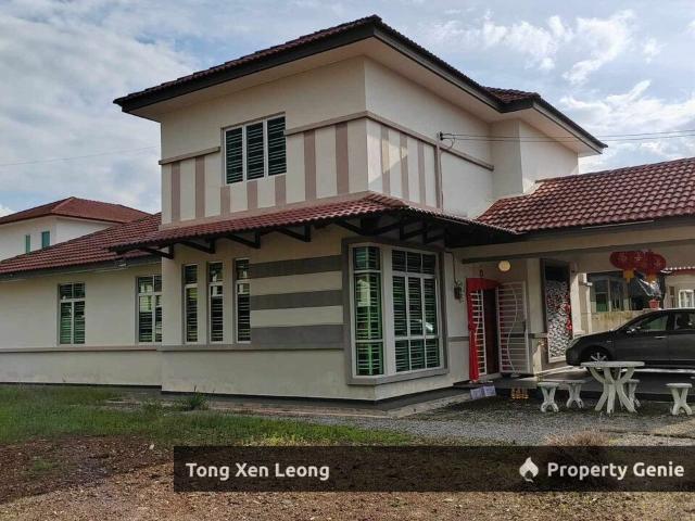 Bungalow for sale in Malaka