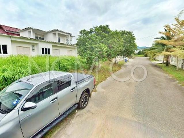 Terraced House for sale in Malaka