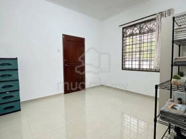 Residential House for sale in Simpang Renggam, Kluang