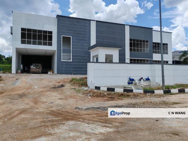Warehouse for sale in Pekan Nanas, Johor