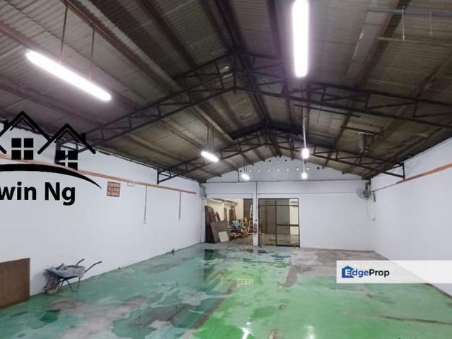Warehouse for rent in Wellesley, Penang