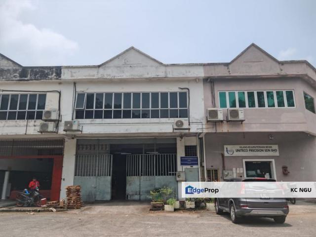 Warehouse for sale in Petaling, Subang Jaya
