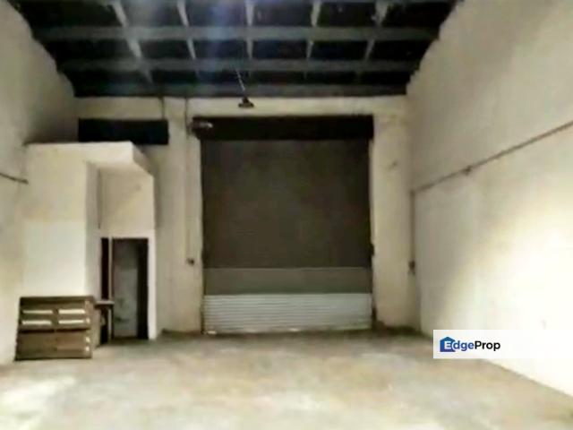 Warehouse for rent in Selayang, Selangor