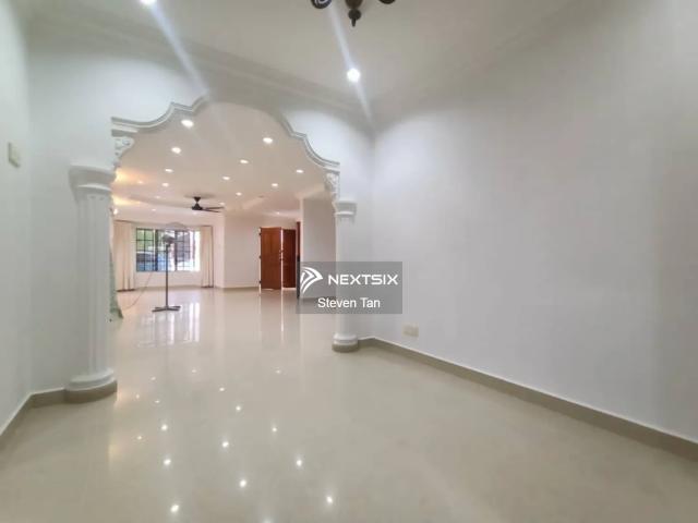 Warehouse for sale in Taman Bukit Mewah, Johor Bahru