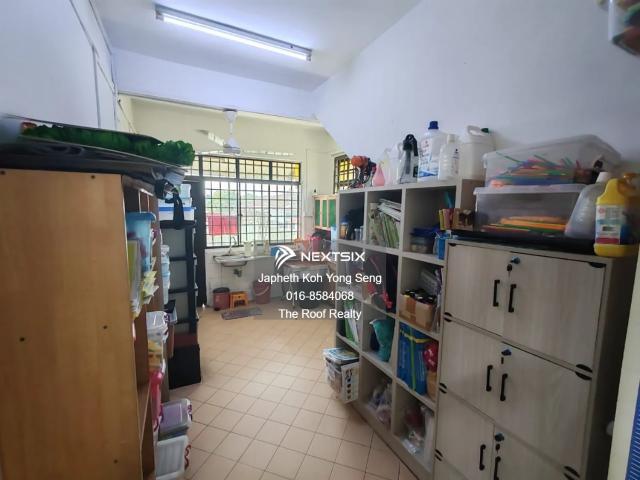 Warehouse for sale in Johor