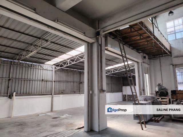 Warehouse for rent in Petaling, Subang Jaya