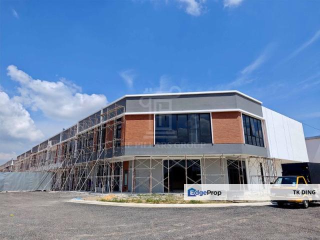 Warehouse for sale in Ulu Tiram, Johor