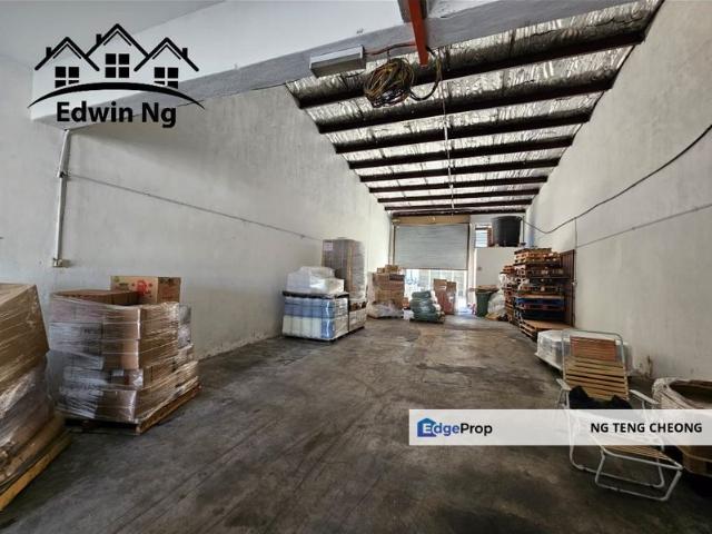 Warehouse for rent in Wellesley, Penang
