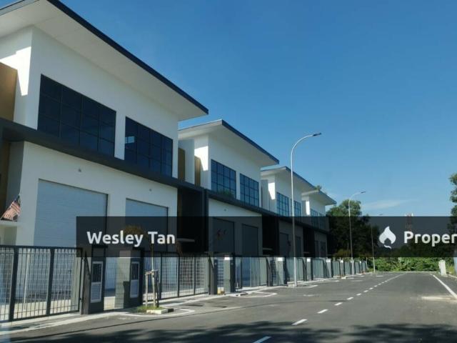 Warehouse for rent in Rembia, Malaka