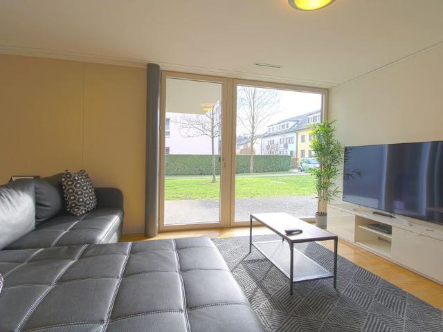 Studio mieten in Seebach, Zürich