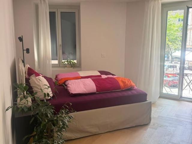 Apartment mieten in Einigen, Zürich