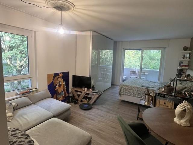 Haus mieten in Einigen, Zürich