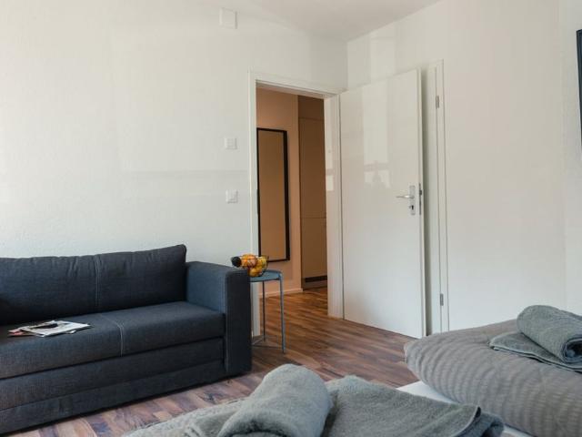 Apartment mieten in Einigen, Zürich