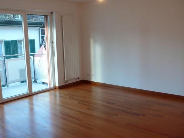 Apartment mieten in Einigen, Zürich