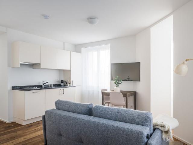 Apartment mieten in Einigen, Zürich