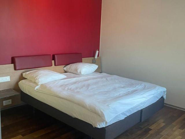 Apartment mieten in Einigen, Zürich