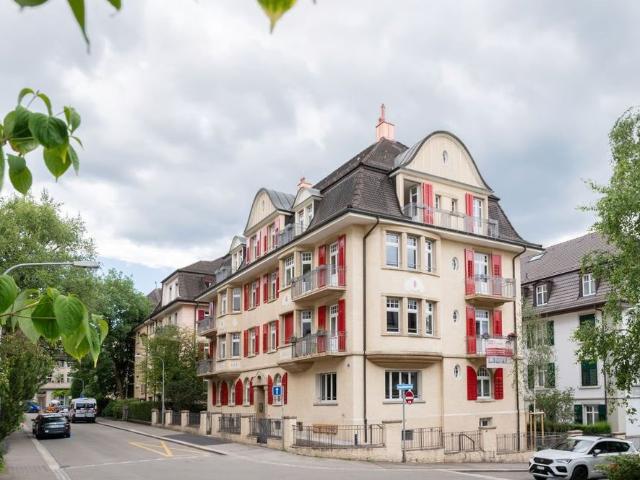 Apartment mieten in Einigen, Zürich