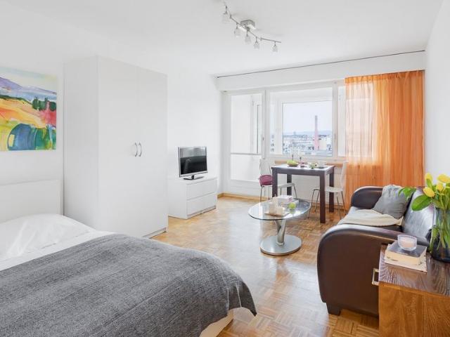 Apartment mieten in Einigen, Zürich