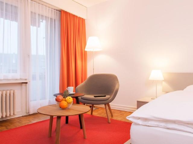 Apartment mieten in Einigen, Zürich
