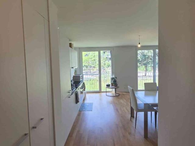 Haus mieten in Crissier, Waadt