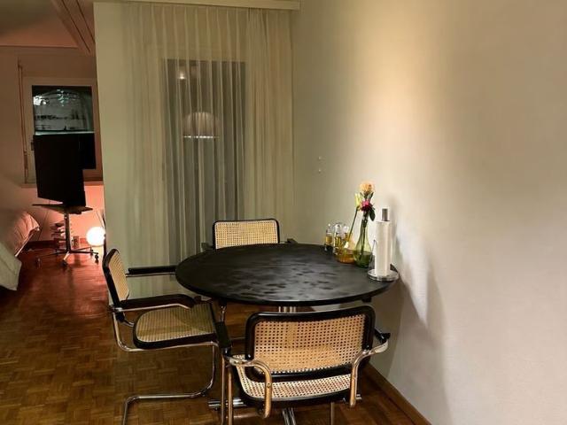 Apartment mieten in Einigen, Zürich