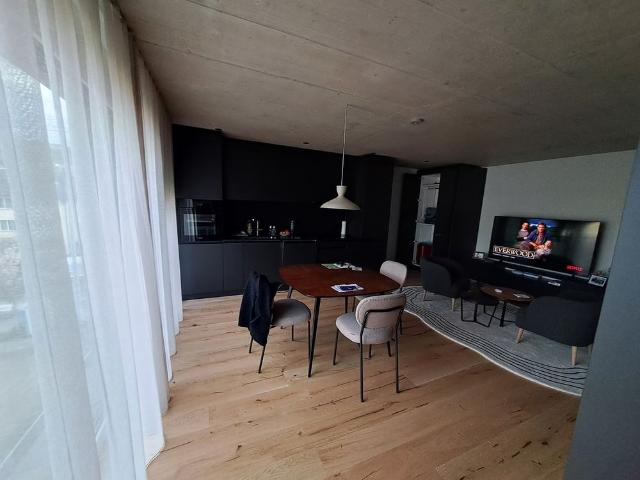 Apartment mieten in Einigen, Zürich